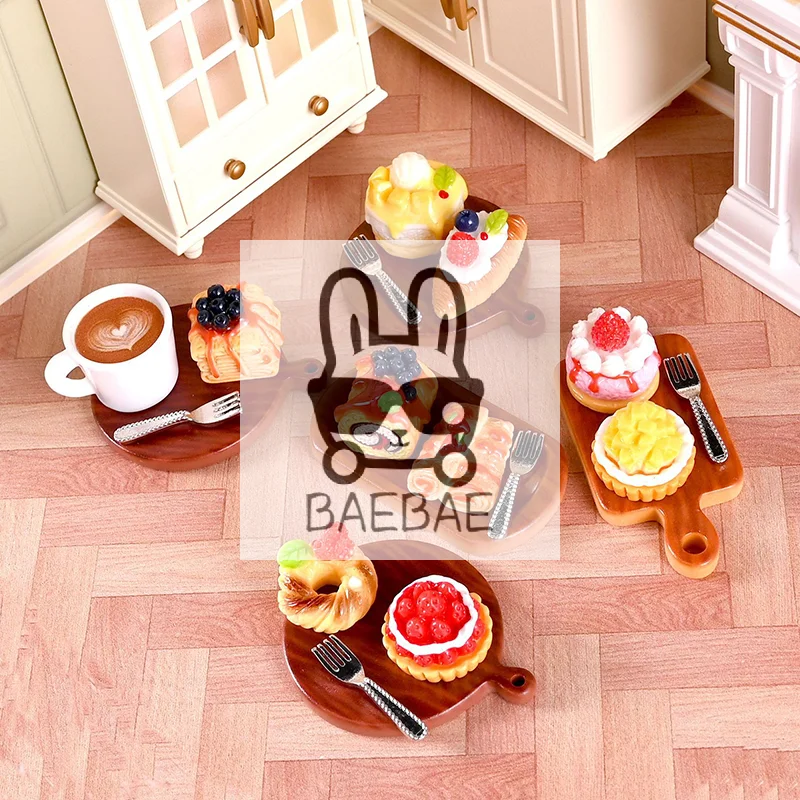 2 pièces/ensemble maison de poupée Mini gâteau Dessert modèle maison de poupée Mini cuisine décoration poupées maison accessoires semblant jouer jouet aléatoire