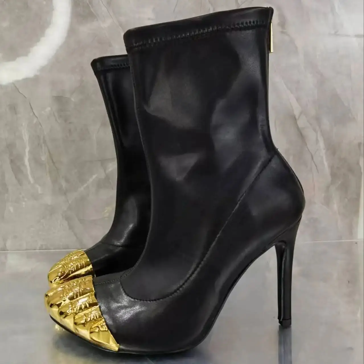 

Gold Metal Toe Women's Boots Black Genuine Leather Fashion Novel Ankle Boots Stiletto Back Zipper 2024 New Short Boots