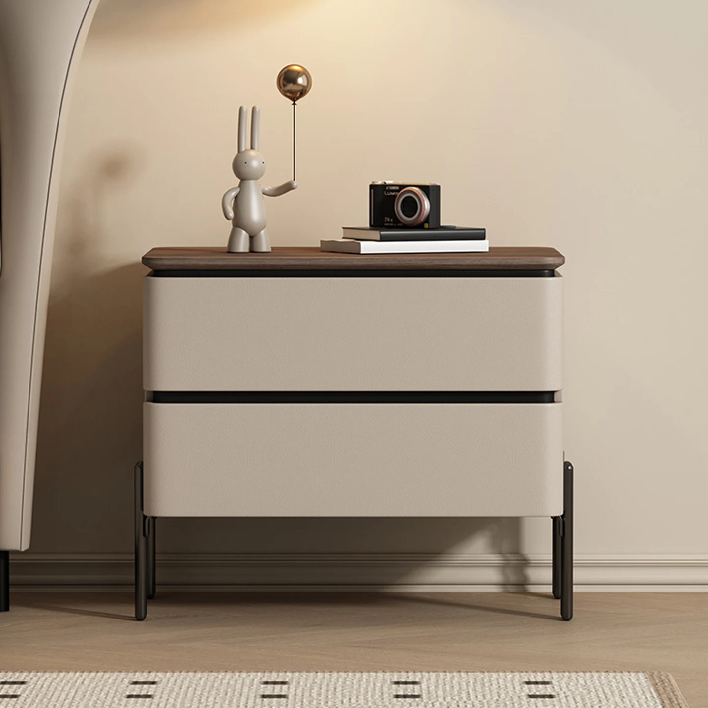 

Bedside cabinet, light luxury, high-end feel, home bedroom, solid wood bedside cabinet, large-sized creative