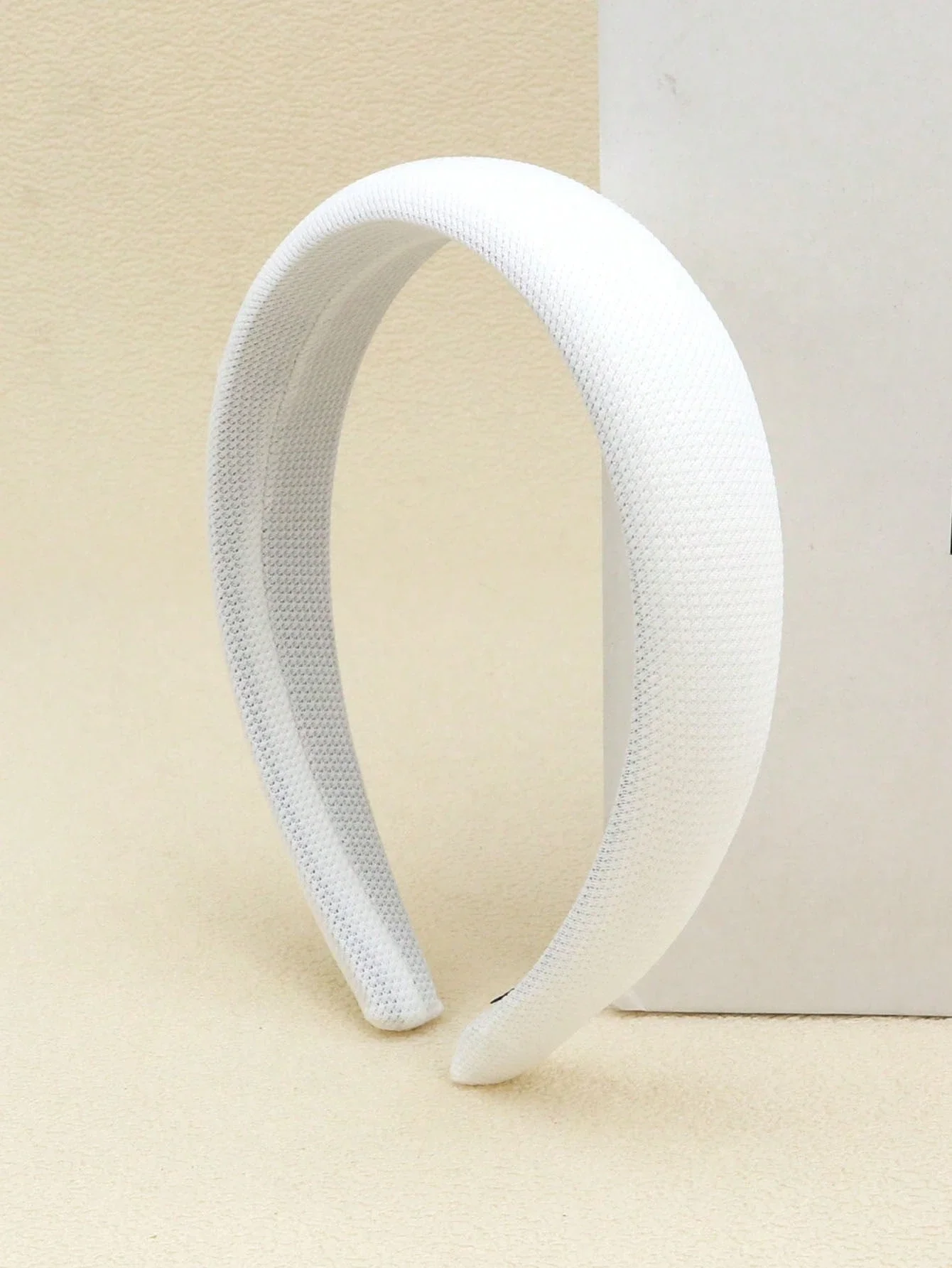 

White Wide Sponge Hair Hoop For Women Full Coverage Minimalist Head Accessory Beauty Skincare Use