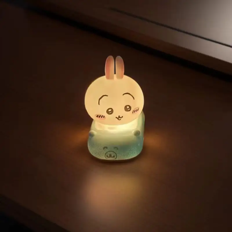 Chiikawa-Lámpara de mesa pequeña, luz nocturna bonita, personaje de dibujos animados, Hachiware, うぎ ususagi, いいわ わ, protección ocular, decoración de dormitorio, regalo