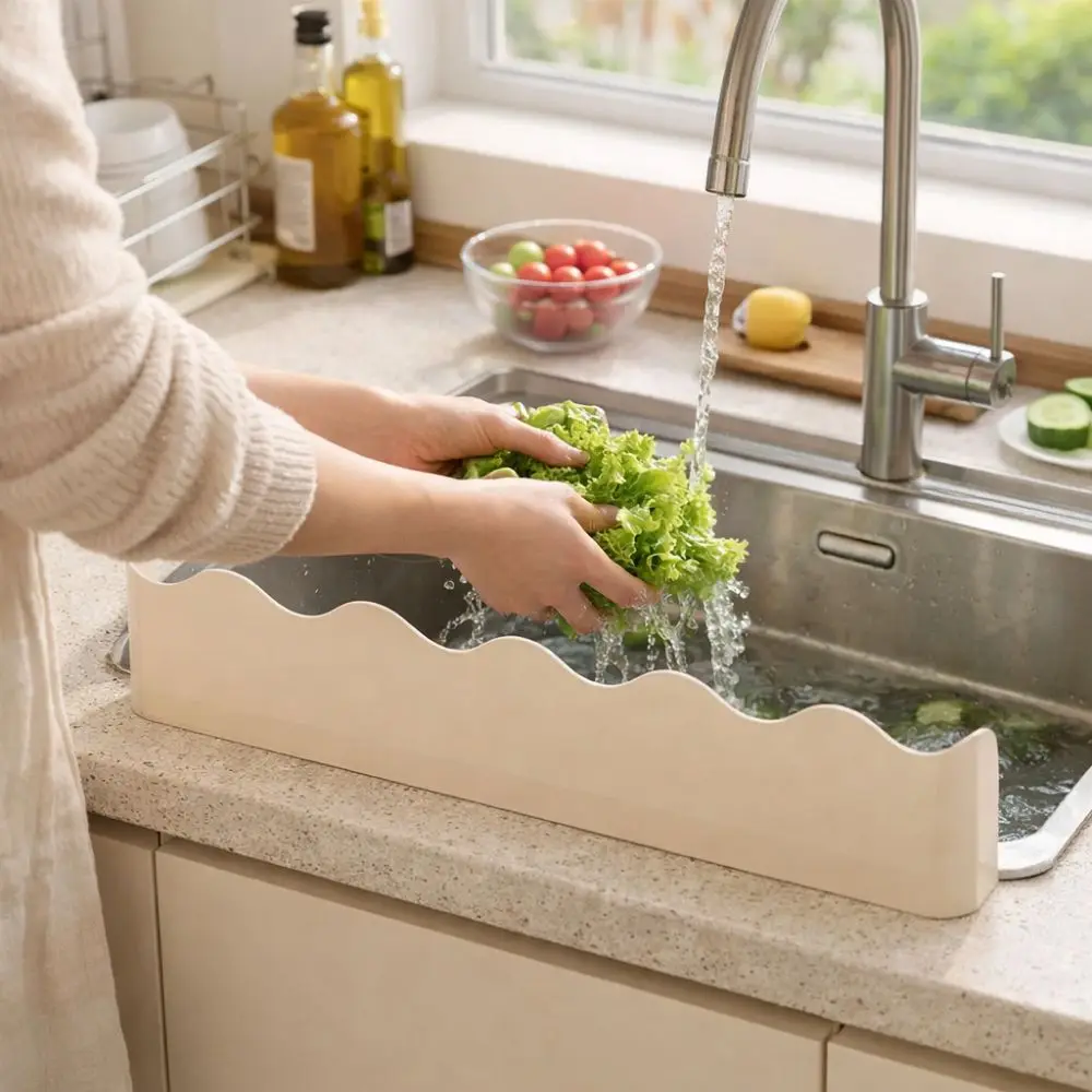 

Multi-functional Kitchen Sink Baffle Oil-Proof Suction Cup Water Baffle Heightening Bar Cartoon Pattern Waterproof Baffle