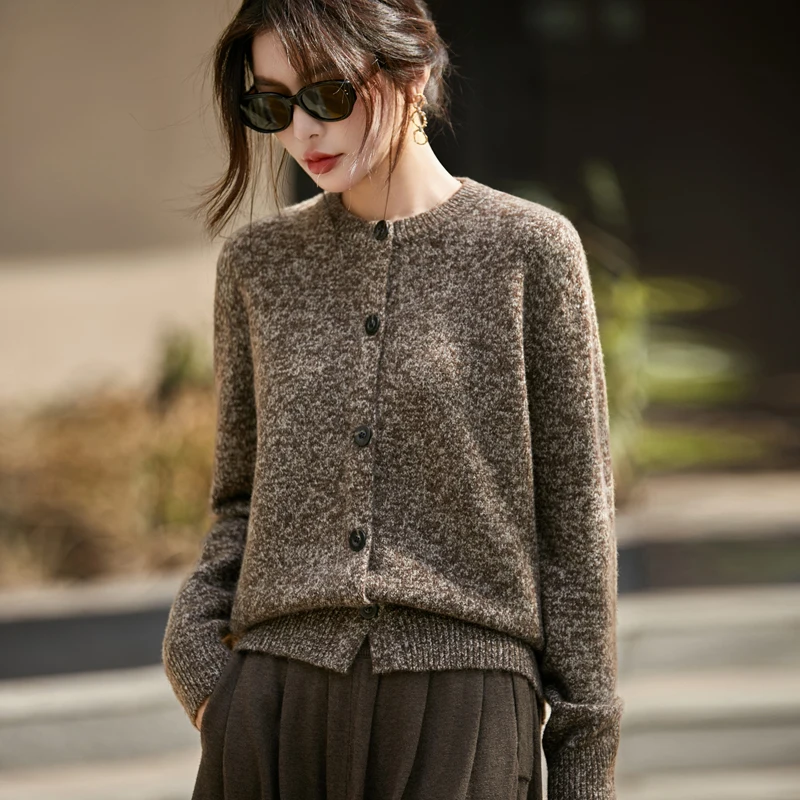 Массивный женский кардиган из 100% чистой шерсти |   Толстый зимний трикотаж с эффектом меланж и круглым вырезом