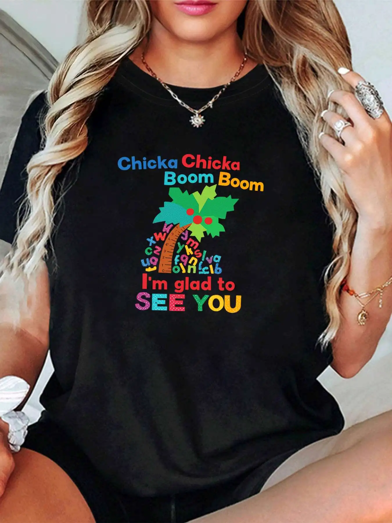 

【1143063】Женская футболка больших размеров с круглым вырезом, короткими рукавами, эластичными рукавами-полурукавами и модными принтами.