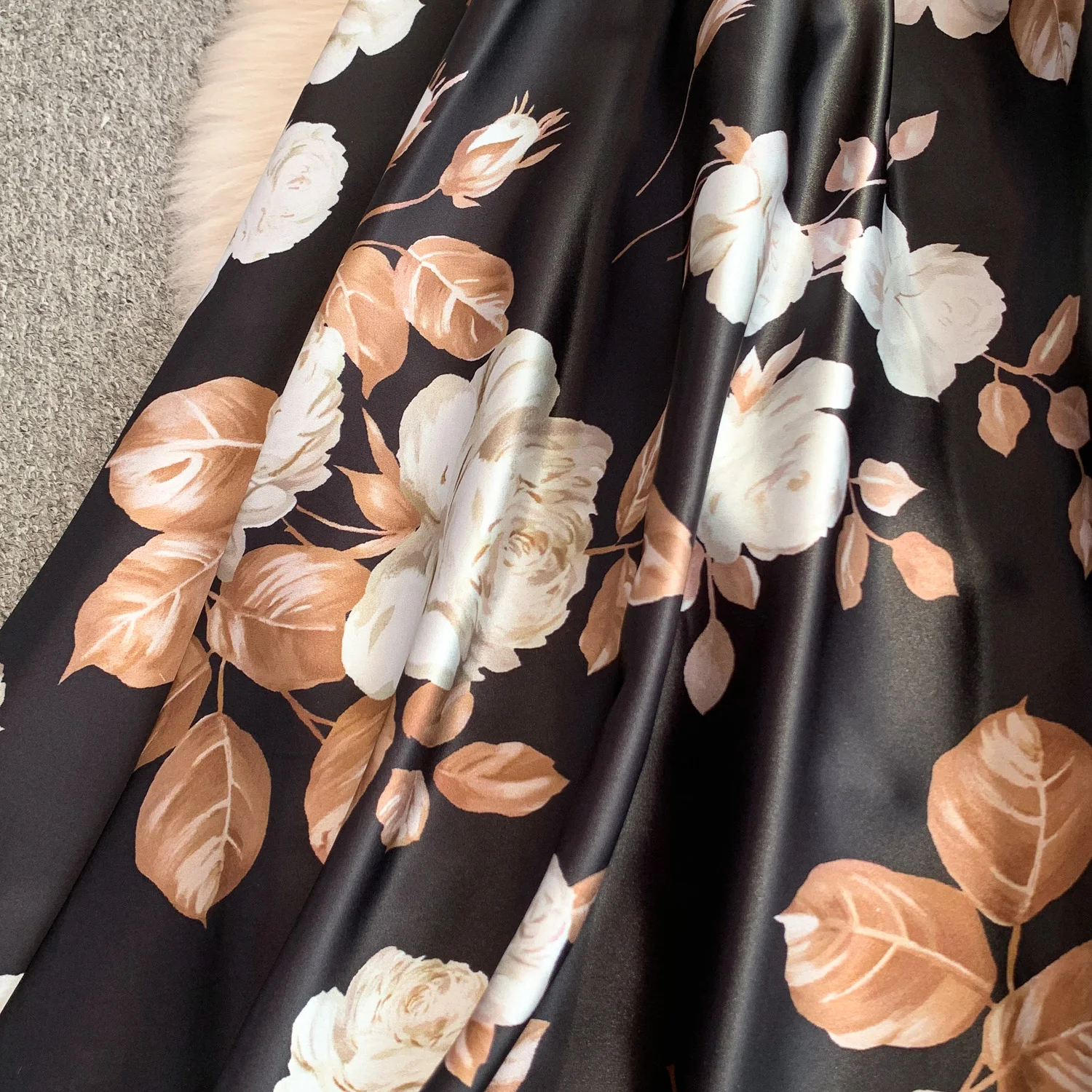 Elegancka sukienka bez rękawów z satyny w koreańskim stylu, sukienka letnia, odzież damska na jesień i zimę.