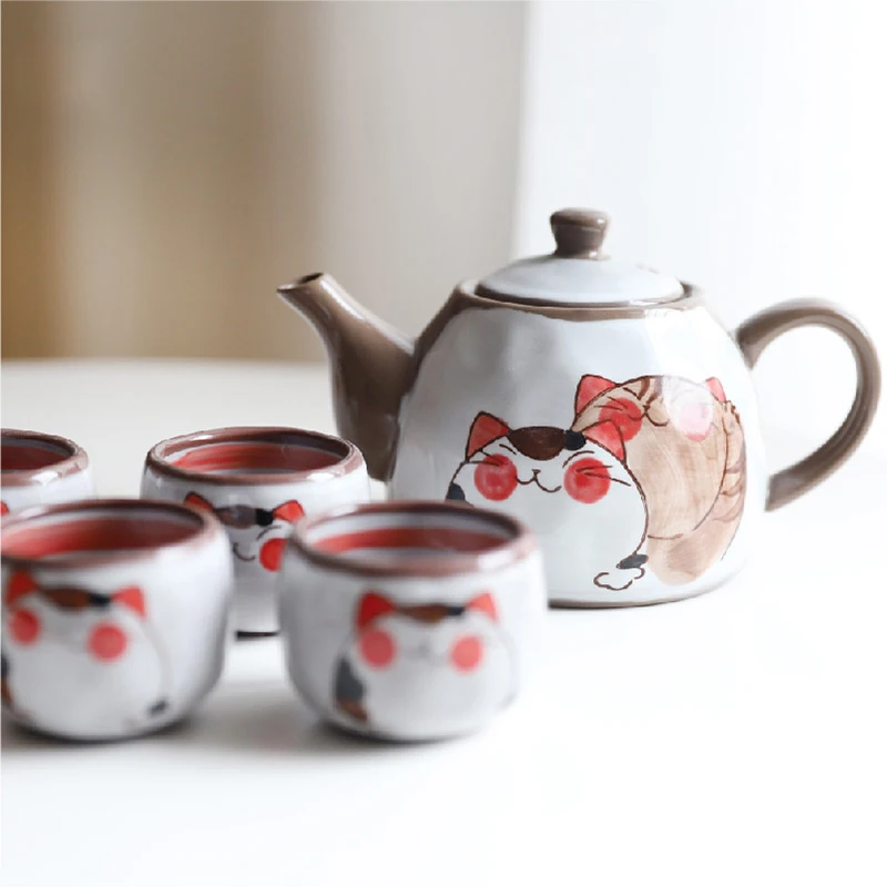 Ceramic Teapot Tea Cup Set Cartoon Lucky Cat Drinkware Kettle with Filter (4 Cup + 1 Teapot) Gift Box Packing