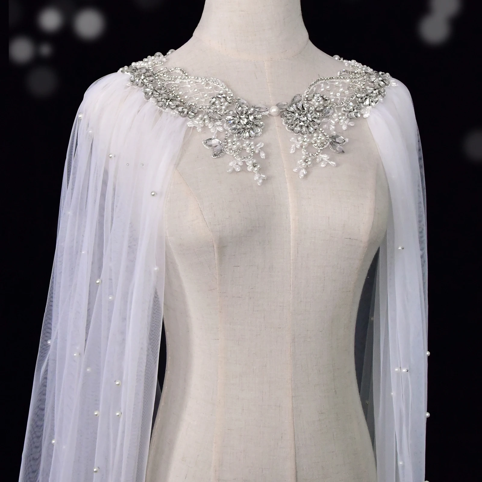 Bridal Cape Veil Pearl Beaded Wedding Veil Cathedral Bolero Jacket Womens Plus Size Shawl Bride Accessories Wedding Coat VG56