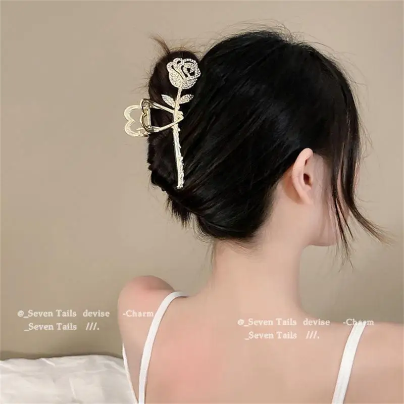 Charming Shark Clip Sweet And Elegant Girl Flower Hair Accessories Lovely Hair Clip Essential Hairpin Exquisite Hairpin Feminine