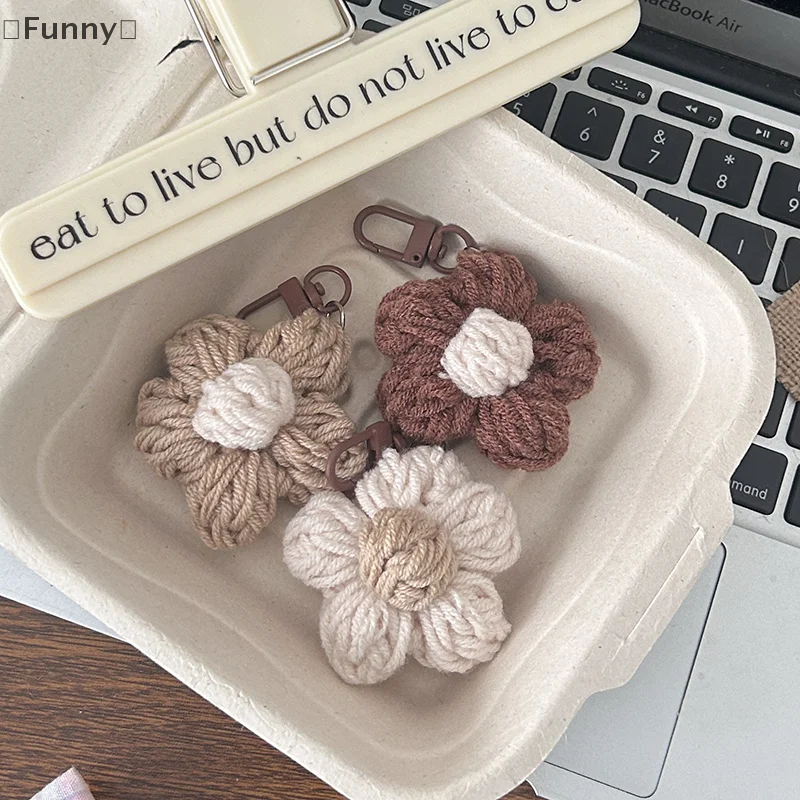 〔Funny〕Korean Woolen Flower Keychain Lovely Sweet Floral Plush Keyring Cute Key Holder Bag Pendant For Girl Birthday Gifts
