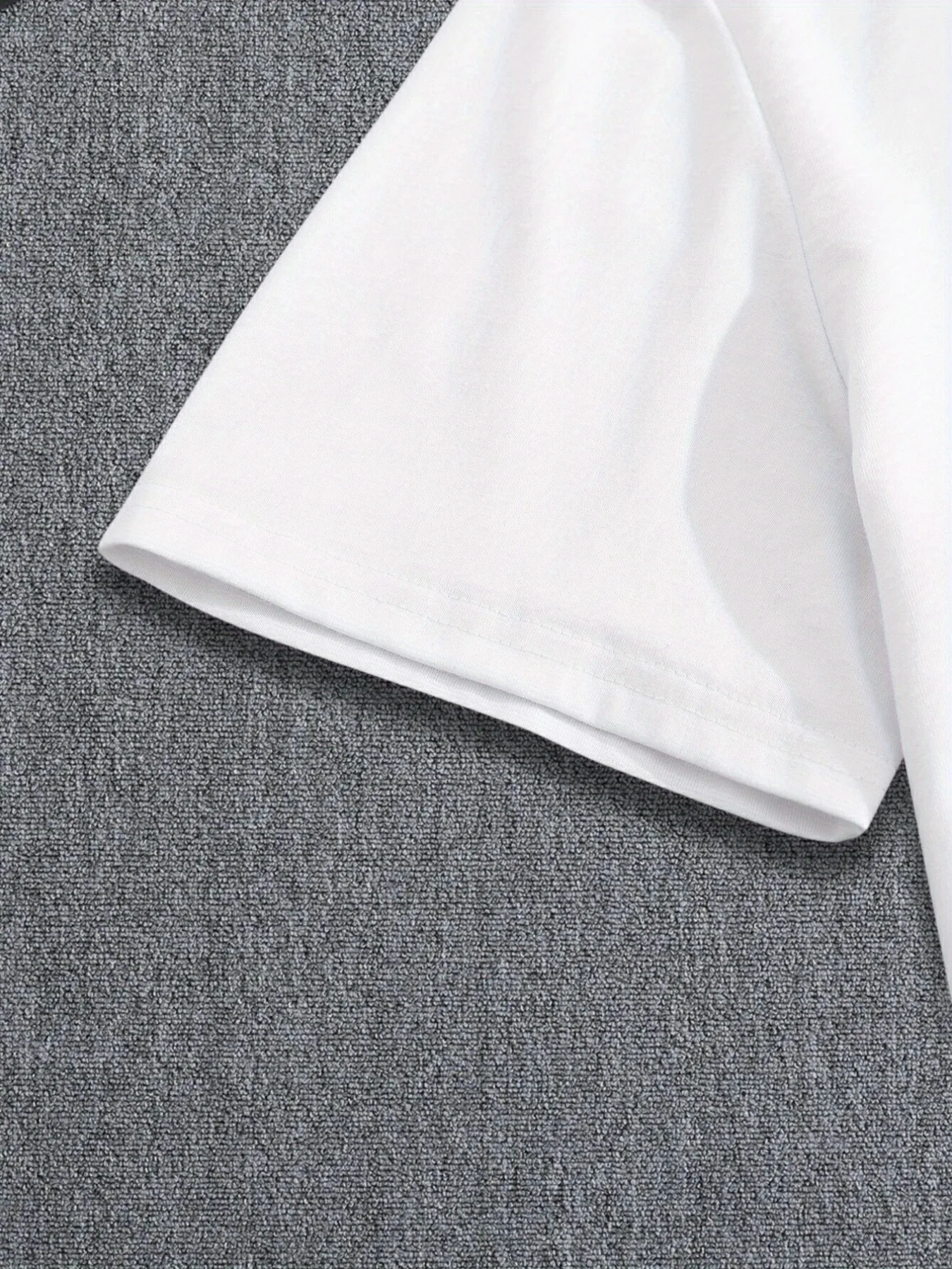 Japanese Kanji "Attitude Determines Direction", Men's Casual Slightly Stretch Crew Neck Graphic Tee, Male Clothes For Summer