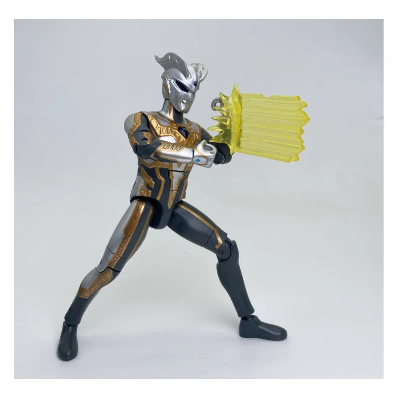 Nuovissimo Originale Bandai Ultraman Zero Serie 17.5cm Modello Giocattolo Luminoso Super Articolato Forma Brillante Pronto in Magazzino
