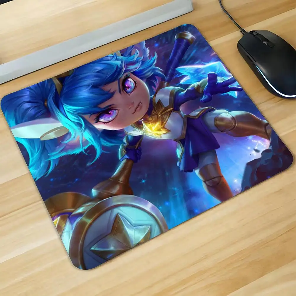 Poppy Pyke Qiyana Mouse Pad Gaming Laptops Keyboard Mat Deskmat Pc Accessories Desk Protector Mousepad Gamer Mats Anime