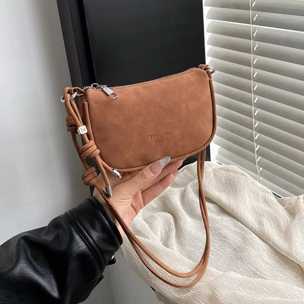 Nova Bolsa de Ombro Retrô Simples em Camurça, Cor Sólida, Ajustável, Feminina, Transversal, Leve, Portátil, para Celular