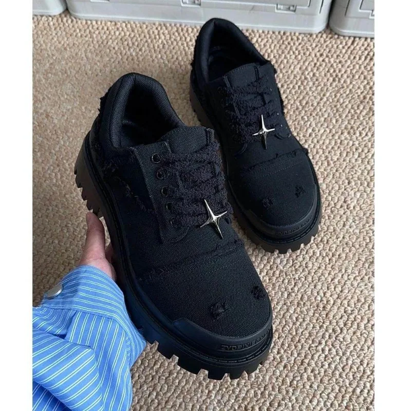 

MenEuropean American Fashion Brands Wear Tear Rough Edged Canvas Cross Star Metal Accessories Thick Sole Niche Casual Derby Shoe