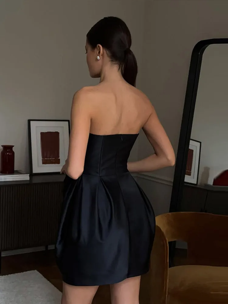 セクシーなチューブトップパーティーバッドショートドレス女性ソリッドノースリーブチューブトップバックレスAラインイブニングドレス女性ファッション春ローブ