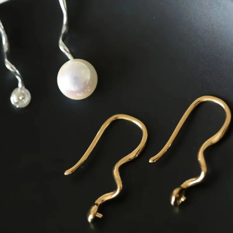 

2PCS 9x20mm 14K Gold Color New Niche Gentle Wave Arc Air Bracket Hook DIY Handmade Charm Accessories E052