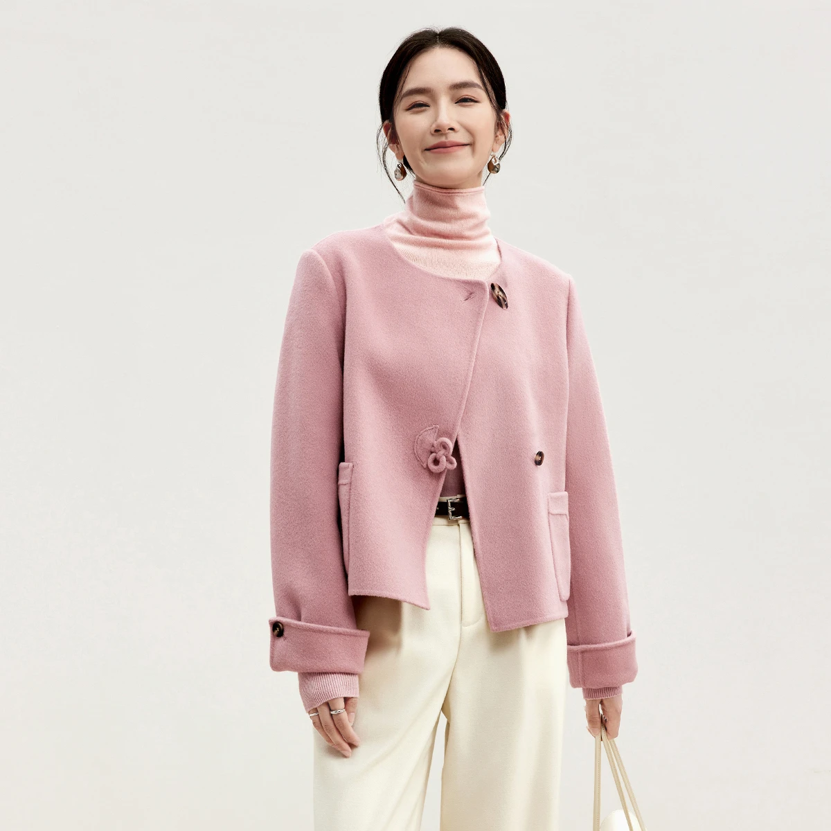 

SENUBILA Women's Wool Coat 2025 Winter Chinese Style 100% Wool Knot Front Closure Jackets Round Neck Female Jacket W44O56111