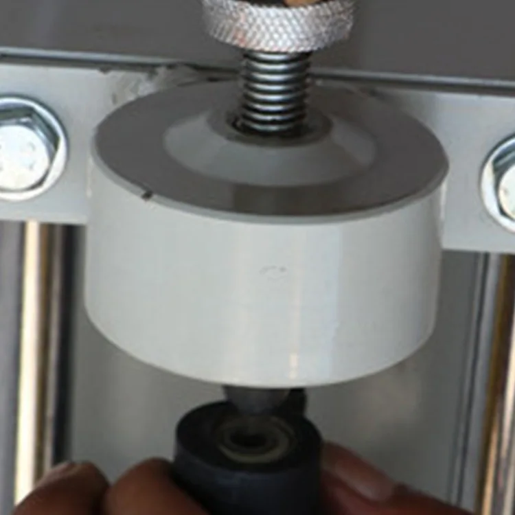 Factory Supply Electric Hot Stamping Gilding Paper Trimmer Foil Cutting Machine
