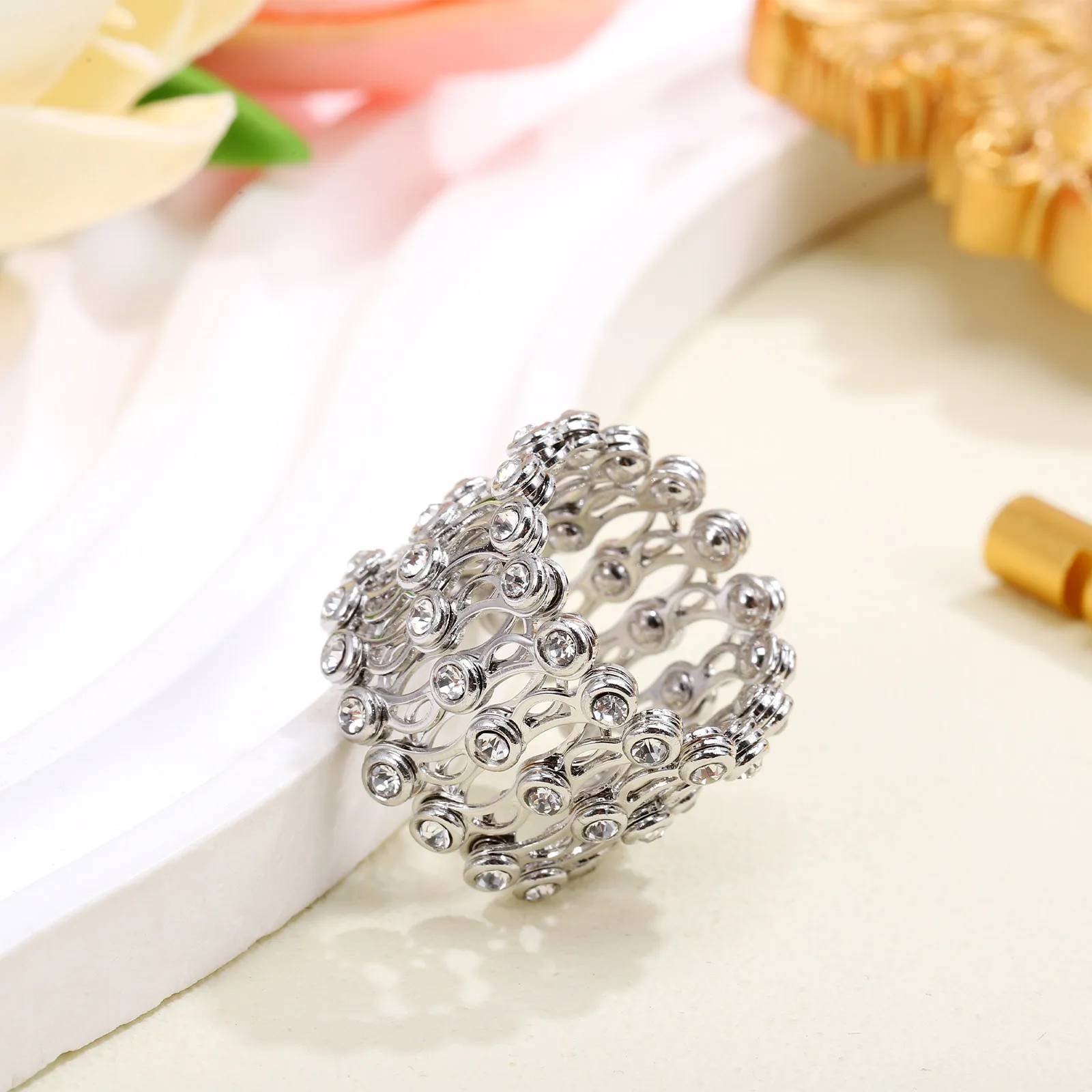 

1 шт. Трансформируемое кольцо-браслет двойного назначения, эластичное, из посеребренной меди, для женщин, для вечеринок, бара, повседневной носки, шикарное