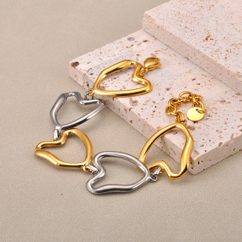 Creative 316L Stainless Steel Metal Heart Hollow Bracelet Bangle for Women Charm Fashion Waterproof Jewelry Accessories B25163