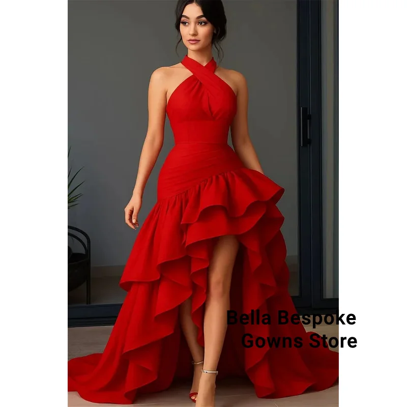 Vermelho em camadas plissados cetim vestidos de baile halter pescoço com divisão personalizado vestidos de noite tribunal trem vestidos de fiesta 2025