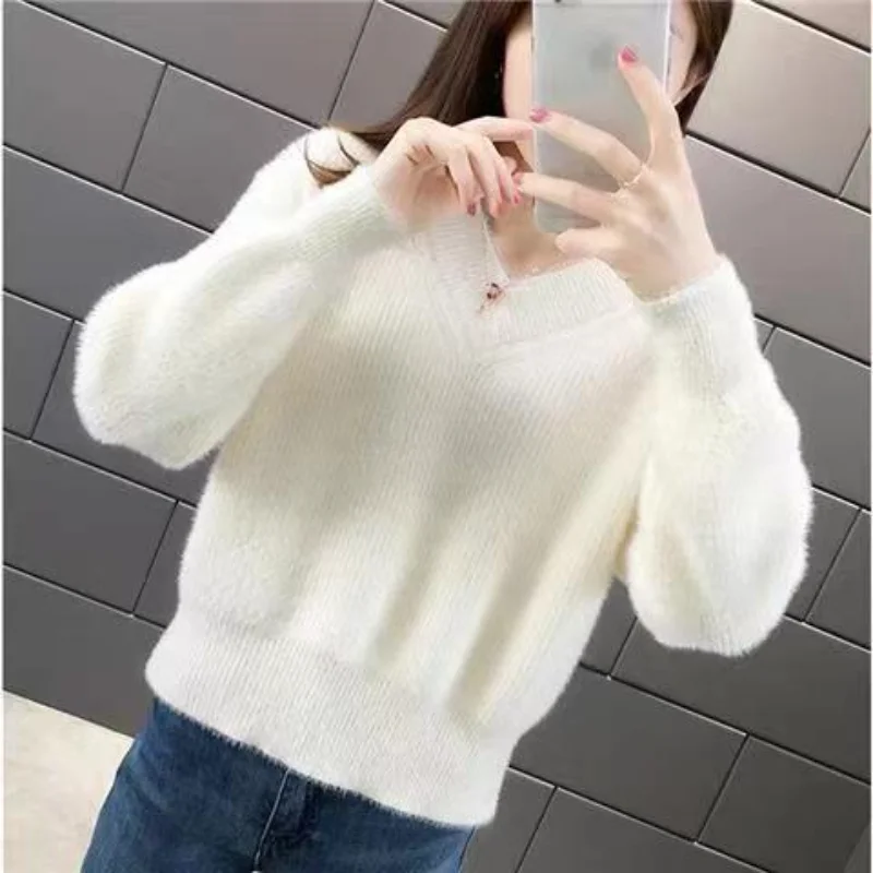 

Knitted Base Sweater Loose and Lazy Style Soft Pullover Top