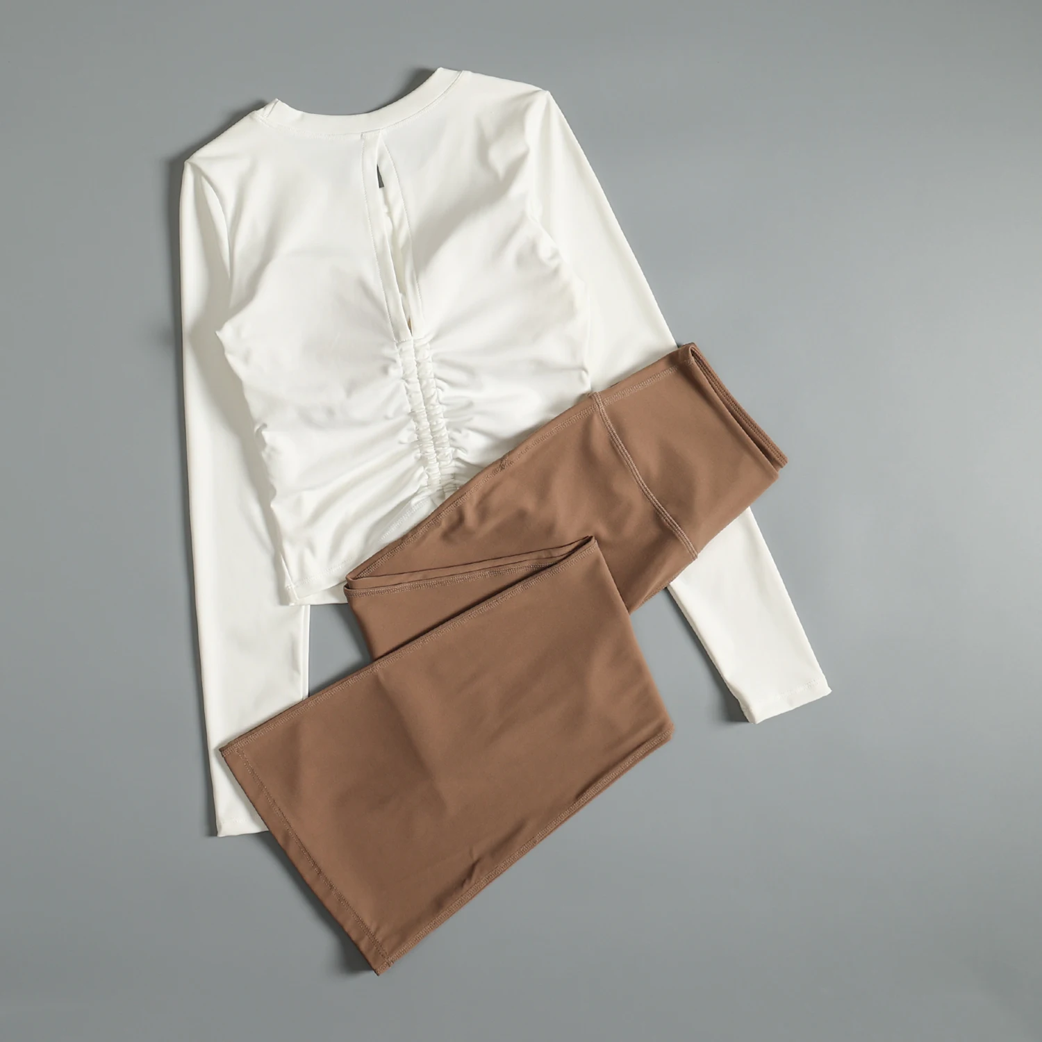 Traje para correr por la mañana para mujer en otoño, cinta de belleza, estera para el pecho, yoga, fitness, manga larga, entrenamiento de Pilates de alta apariencia