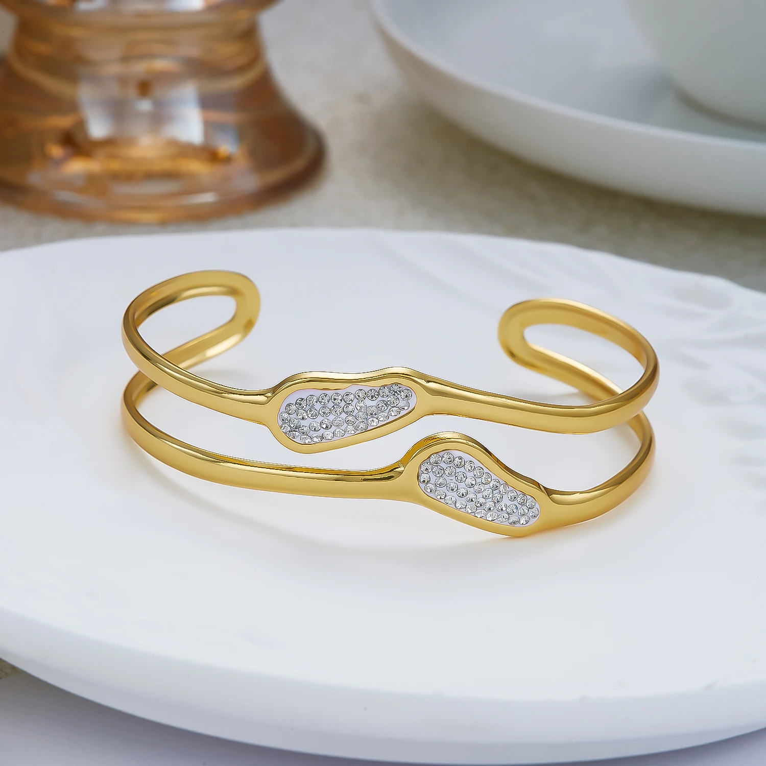 Edelstahl Geometrisches Doppelschichtiges Manschettenarmband für Damen und Herren Trendiges Glänzendes Zirkon-Wassertropfen Offener Armreif Wasserdichter Schmuck – Detail 6