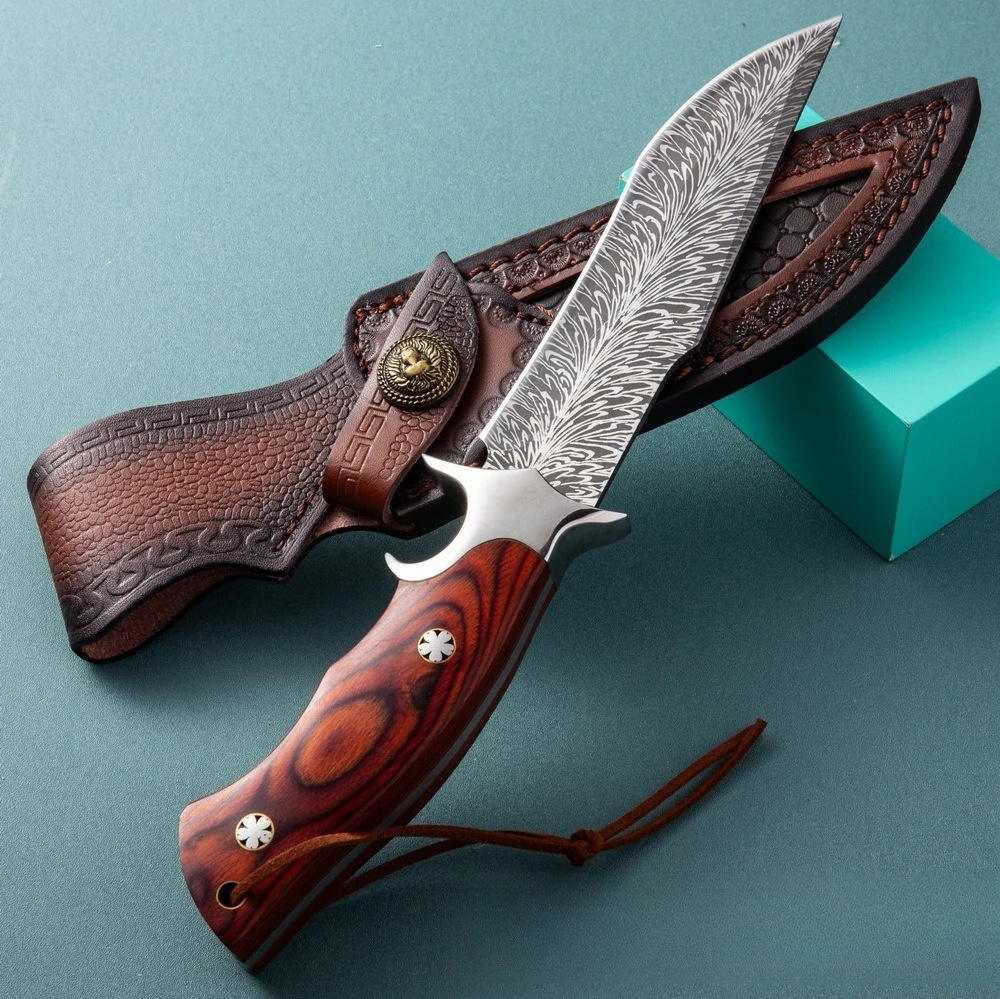 Damascus hunting knives， Fixed blade wooden handle hunting knife， damascus steel Camping knives Comes with a holster view 2
