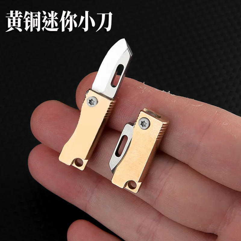 

Brass Mini Folding Knife, Sharp Pocket Knife, Portable Keychain Pendant, Unpacking Knife for Express Delivery and Unboxing