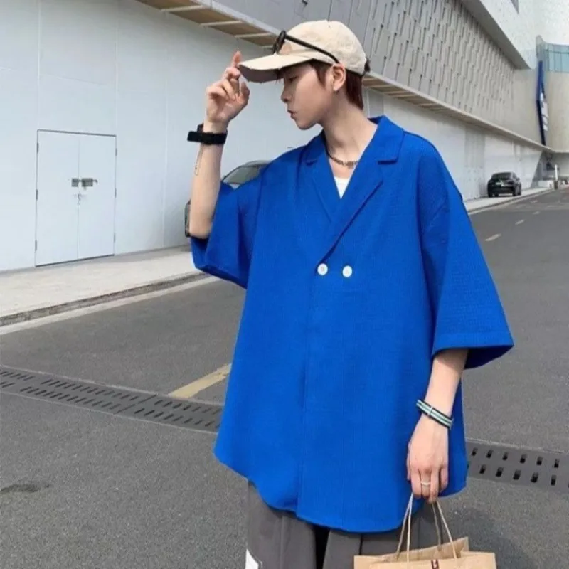 

Мужской комплект из 3 предметов: рубашка с V-образным вырезом и коротким рукавом, приталенный крой, легкий, однотонный, модный, стильный, высококачественный, с плавным силуэтом