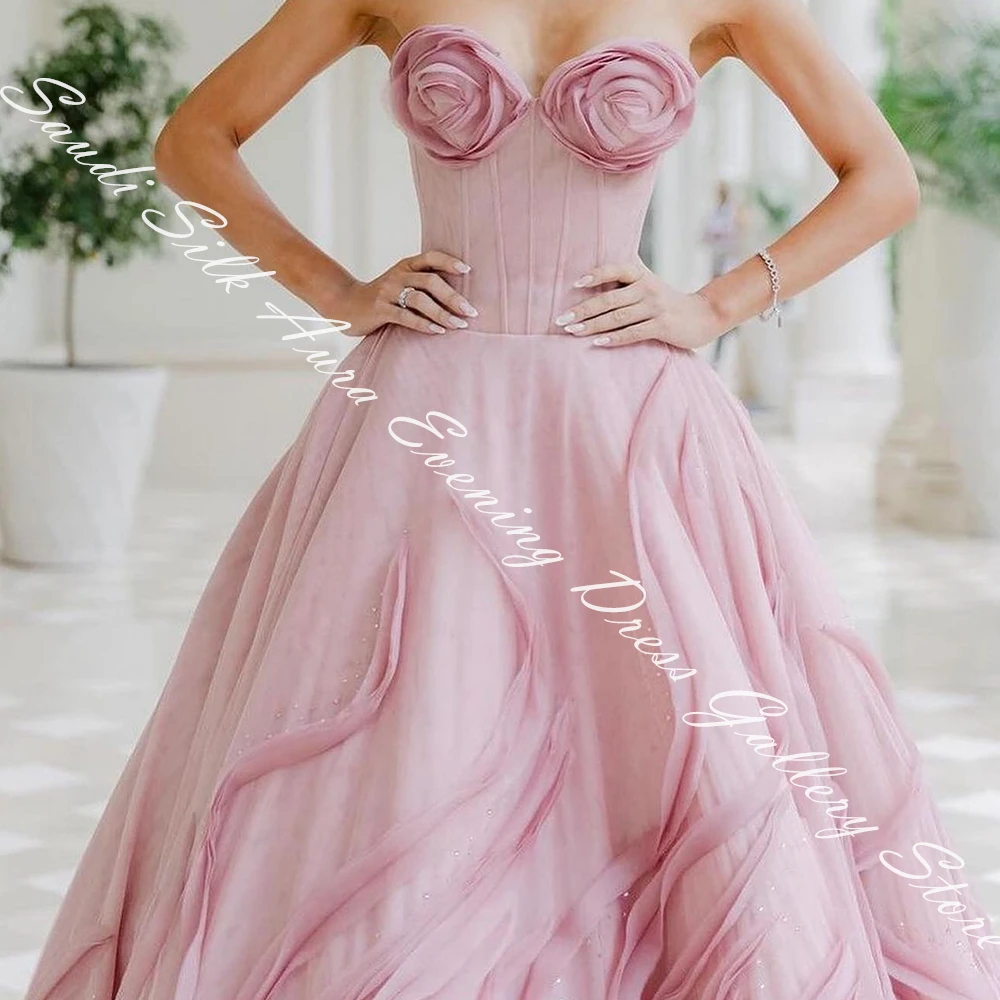 คุณภาพสูง Tulle A-Line Strapless ดอกไม้และคริสตัลชุดราตรียาวแขนกุดแผงรถไฟ Vestidos de fiesta