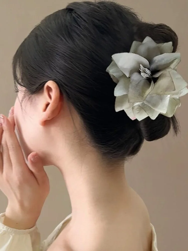 Pince à cheveux grande fleur, Simulation élégante, épingle à cheveux de lys, Clip latéral, épingle à cheveux florale pour femmes et filles, couvre-chef de fête, nouvelle collection