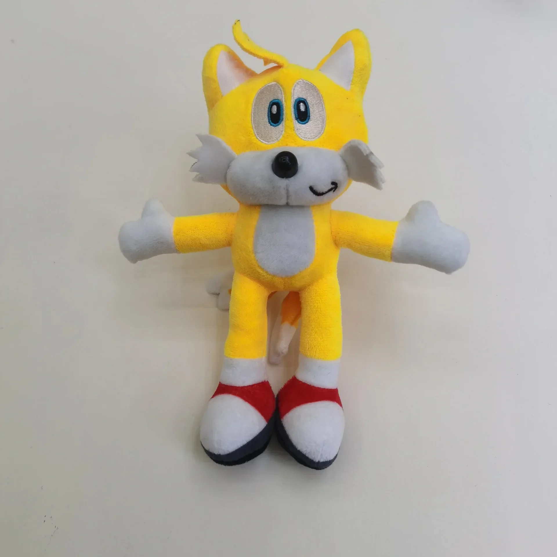 

17cm Sonic Plush Doll Keychain Toys Cartoon PP Cotton Black Blue Shadow Hedgehog Soft Stuffed Pendant Home Decoration Kids Gift