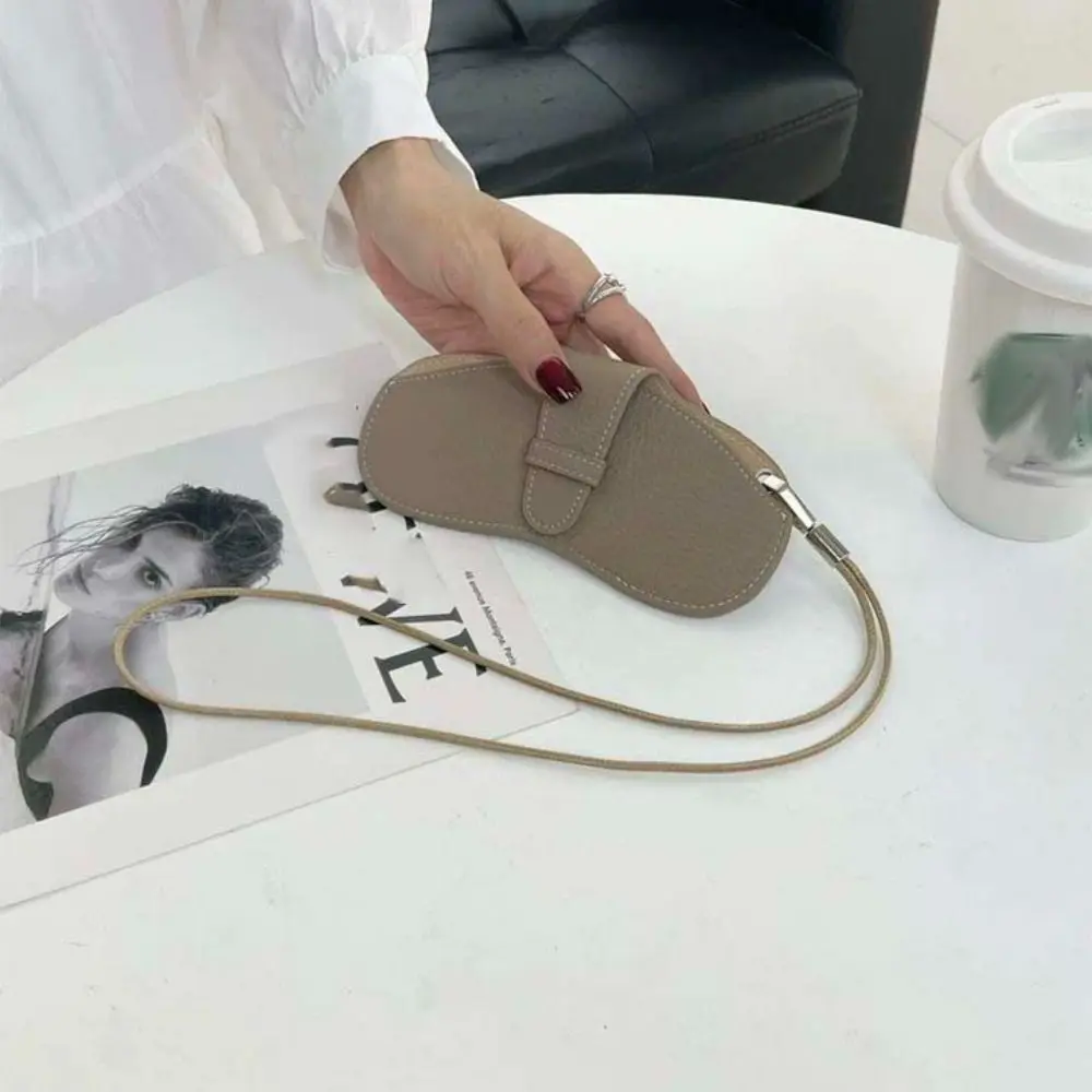 

Hanging Neck PU Leather Glasses Bag Sunglasses Pouch with Hanging Buckle Glasses Storage Bag Pendant Korean Style