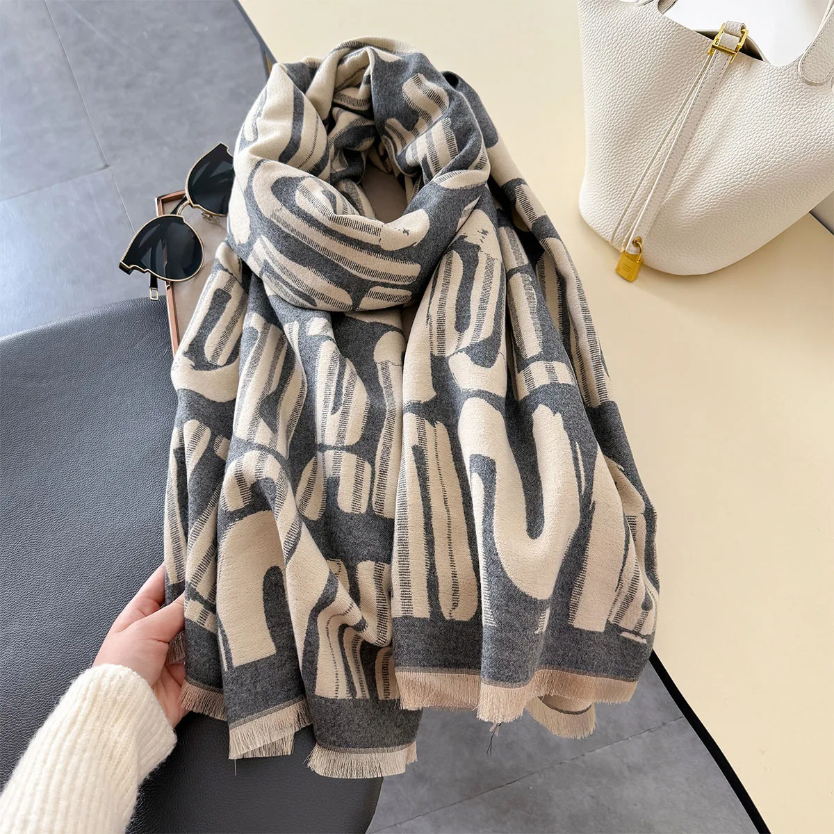 Winter Warm Scarf Cashmere Wraps Women 2024 Luxury Design Pashmina Thick Shawl Blanket Bufanda Foulard Travel Poncho Stoles