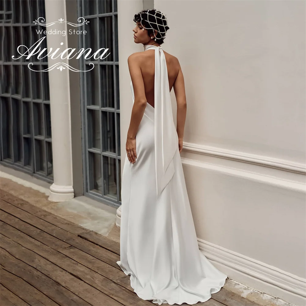 Aviana Maßgeschneidertes Neckholder-Hochzeitskleid, ärmellos, schlicht, Hofschleppe, Meerjungfrau, rückenfrei, 2025, bodenlang, elegant, moderner Strand