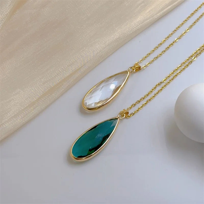 Fashion Charm Crystal Clear Plaid Necklace Classic Retro Long Strip Water Drop Stainless Steel Clavicle Chain Pendant