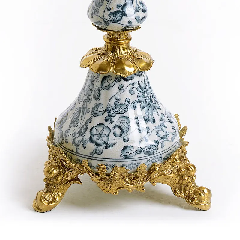 Retro palace luxury 5-head ceramic pure copper candlestick, villa model house jewelry home soft decoration ornament