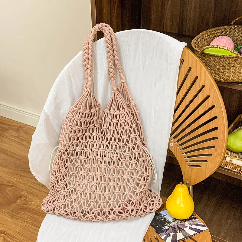 Große handgemachte gestrickte Boho-Umhängetasche für den Sommer, gewebte Tragetasche, Strand, ausgehöhlt, stilvoller Einkaufshandtaschenträger für Damen