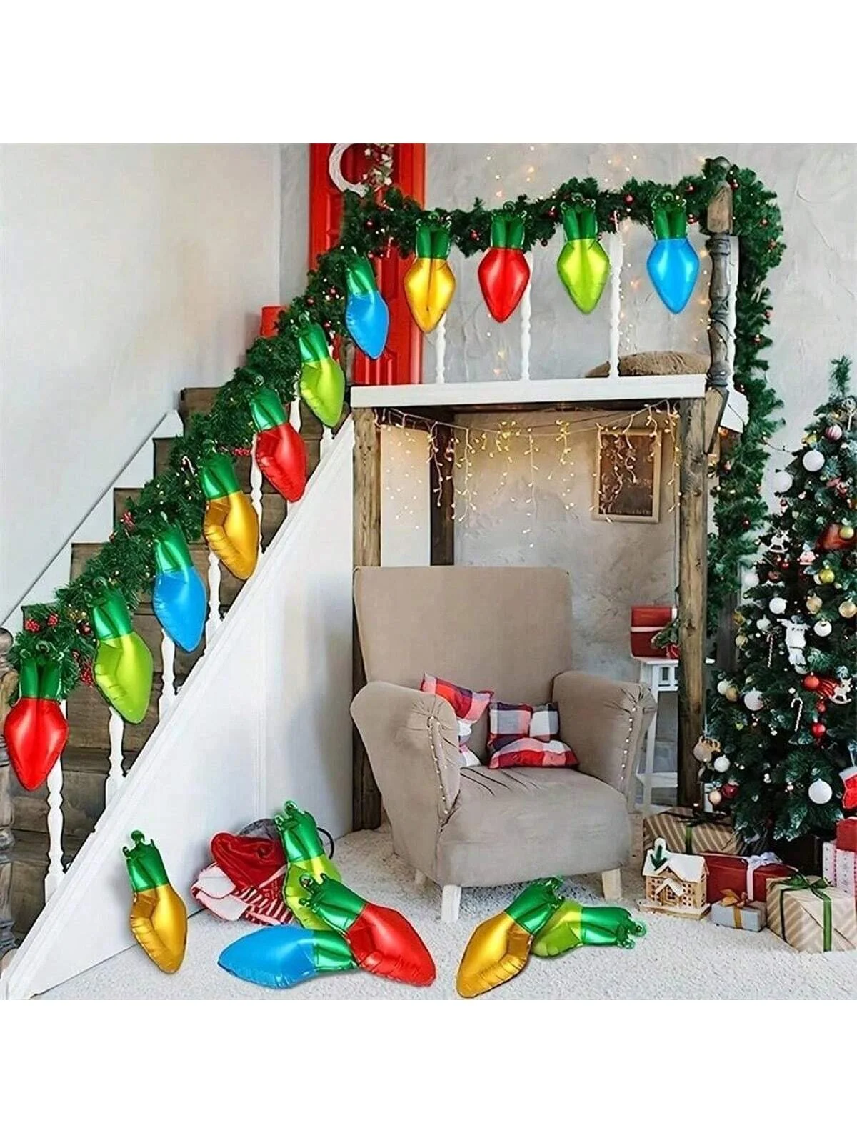 12 Stück festliche Cartoon-Folienballons mit Glühbirnen-Design – perfekt für Weihnachtsbaum, Partydekoration, Weihnachtsveranstaltungen und Versammlungen