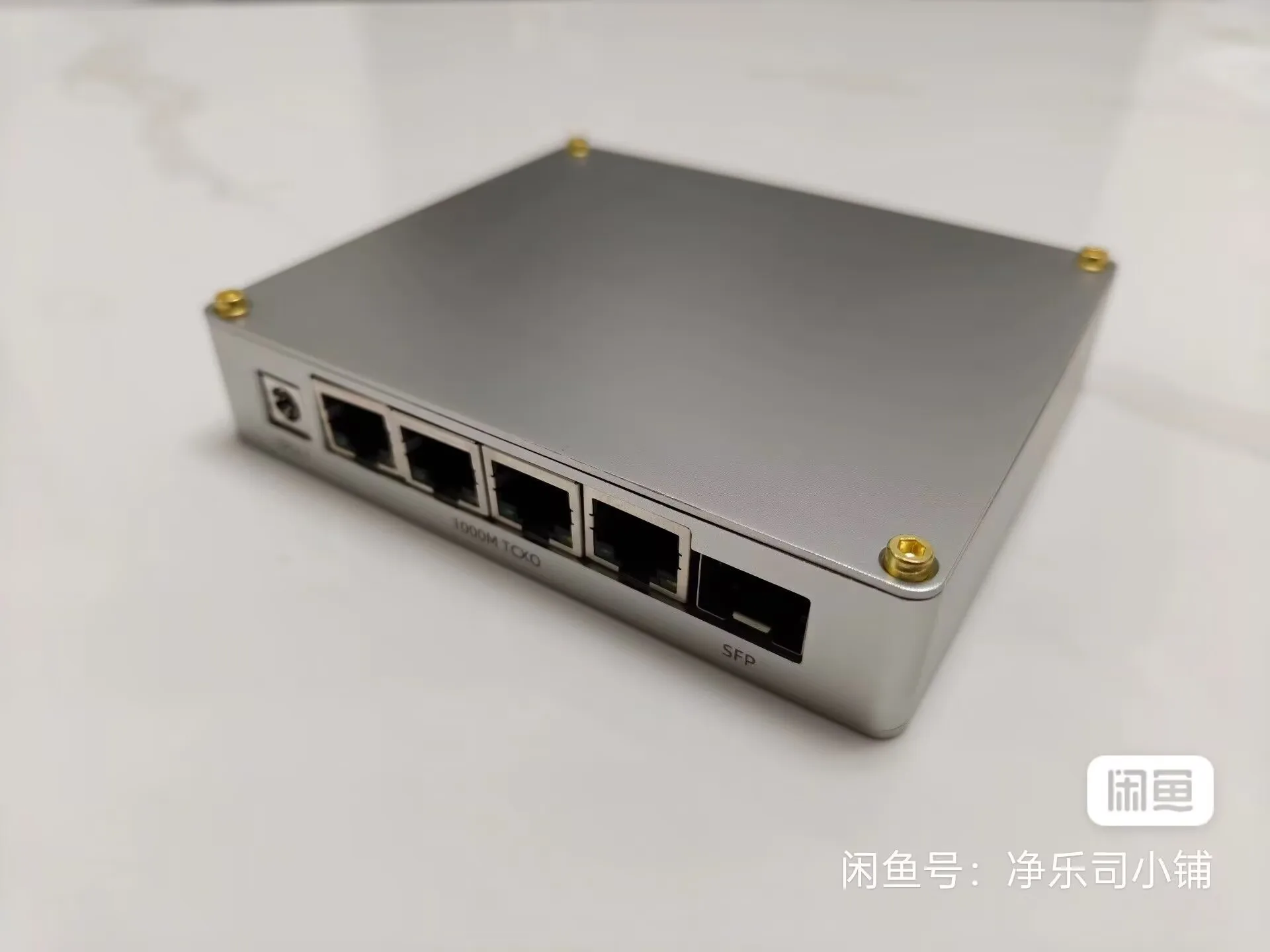 JingYueSi-Audio TCXO HIFI switch, 4-port full gigabit+one SFP (supporting optical/electrical modules) model AIKAID