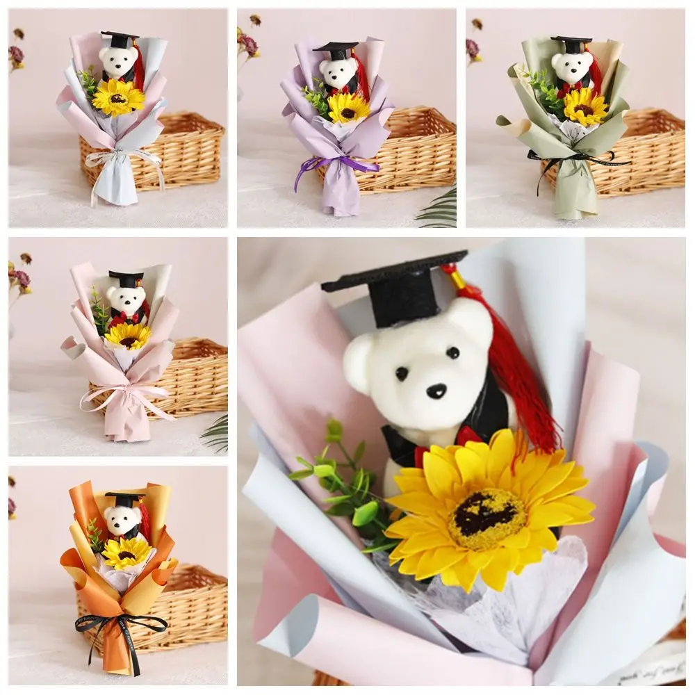 졸업 기념 곰 해바라기 부케 장식 곰 박사 학위 곰 부케 우아한 만화 캐릭터 뜨개질 꽃 부케