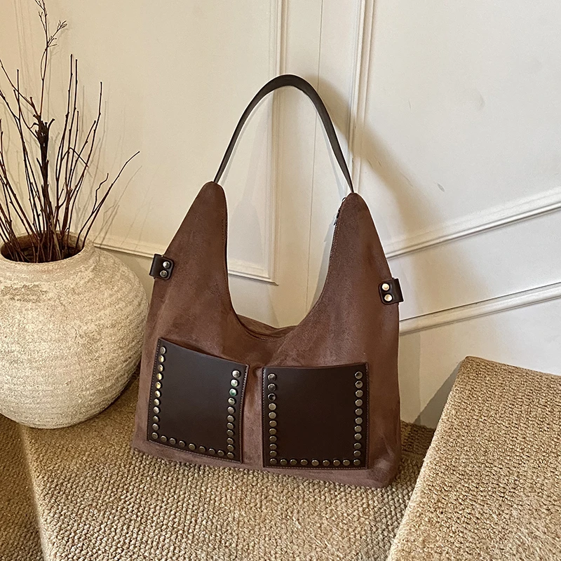 2026 حقائب الموضة الجديدة سعة كبيرة عالية الجودة مزاجه حقائب كتف متعددة الاستخدامات بولي PU مطرزة سستة المرقعة حمل عادية #1