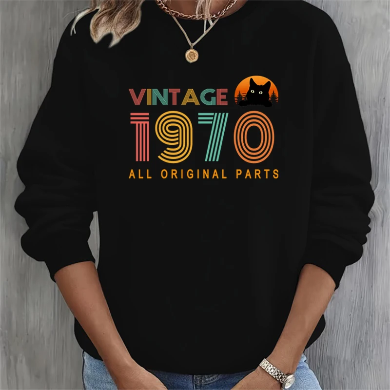 2024 Women's Vintage 1974 Print Sweatshirts O-Neck Casual Female Birthday Year Tracksuit New Design Black Cat Streetwear Hoodies