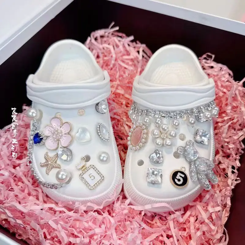 2023 Summer New Children\'s Slippers Hole Shoes Girl Crystal Pearl Fashion Outdoor Beach Sandals Parent Child Slippers