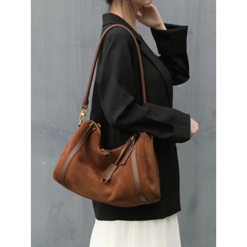 

New Retro Matte genuine leather Boston Pillow Bag Large Capacity Fashion Commuter Shoulder Crossbody vip designer luxury big Bag