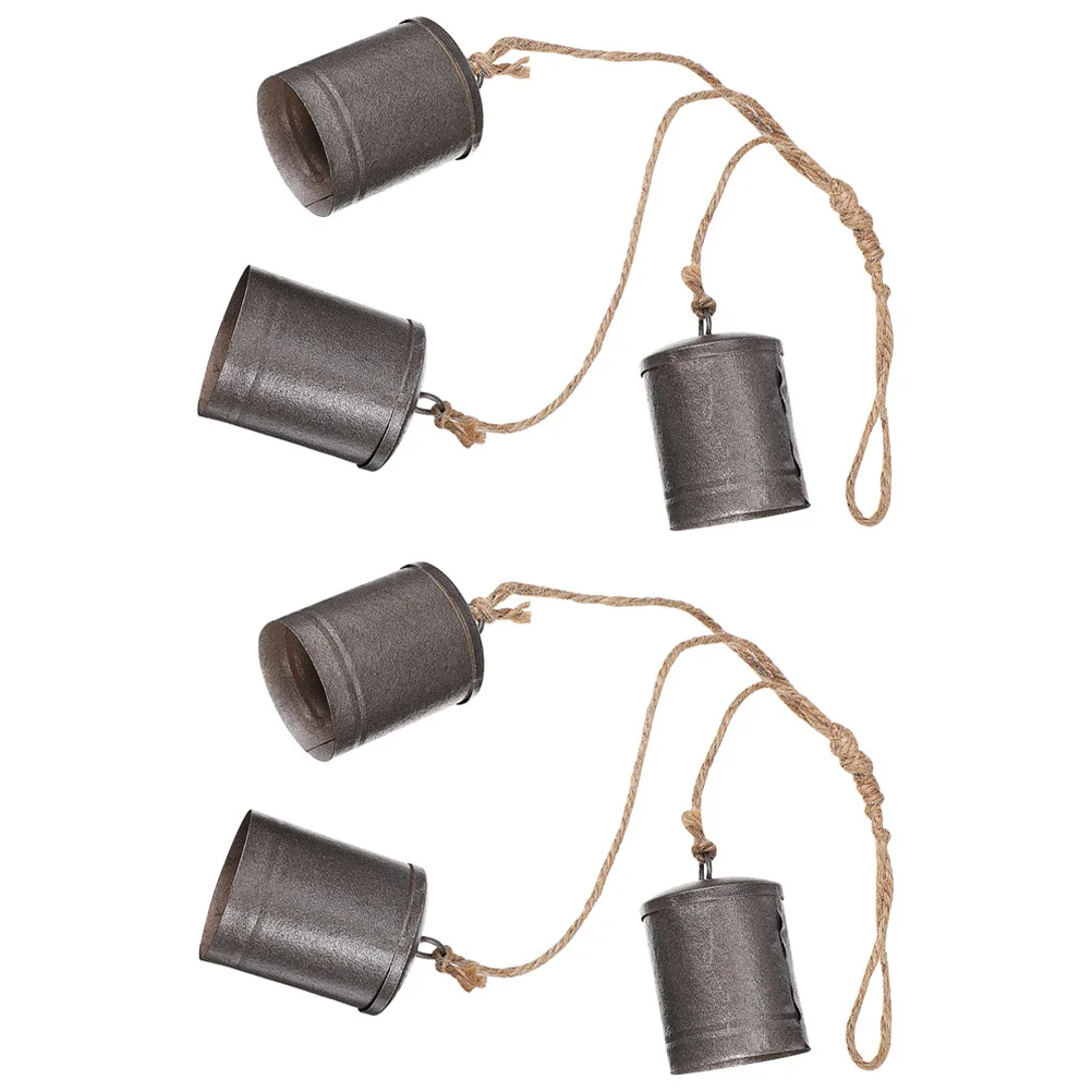 

2Pcs Vintage Style Metal Cow Bells Rustic Hanging Ornament Loud Sound Country Decor Party Decoration Wind Chime Outdoor Wall