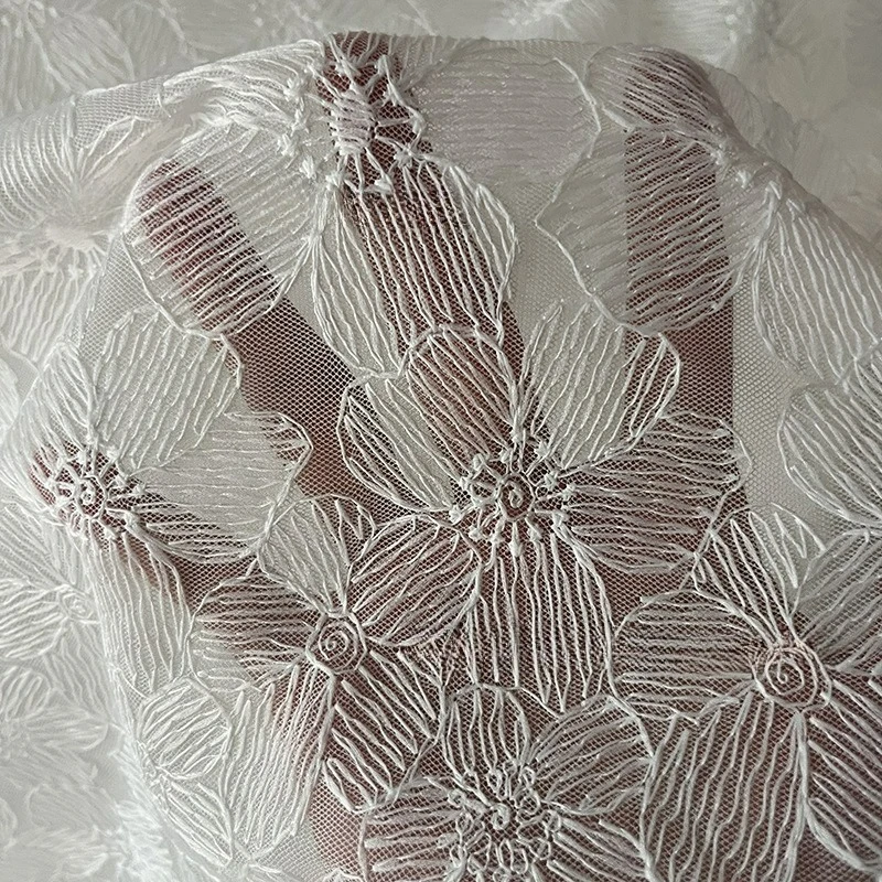 

Rose Mesh Lace Embroidered Fabric Wedding Dress Lace Fabric
