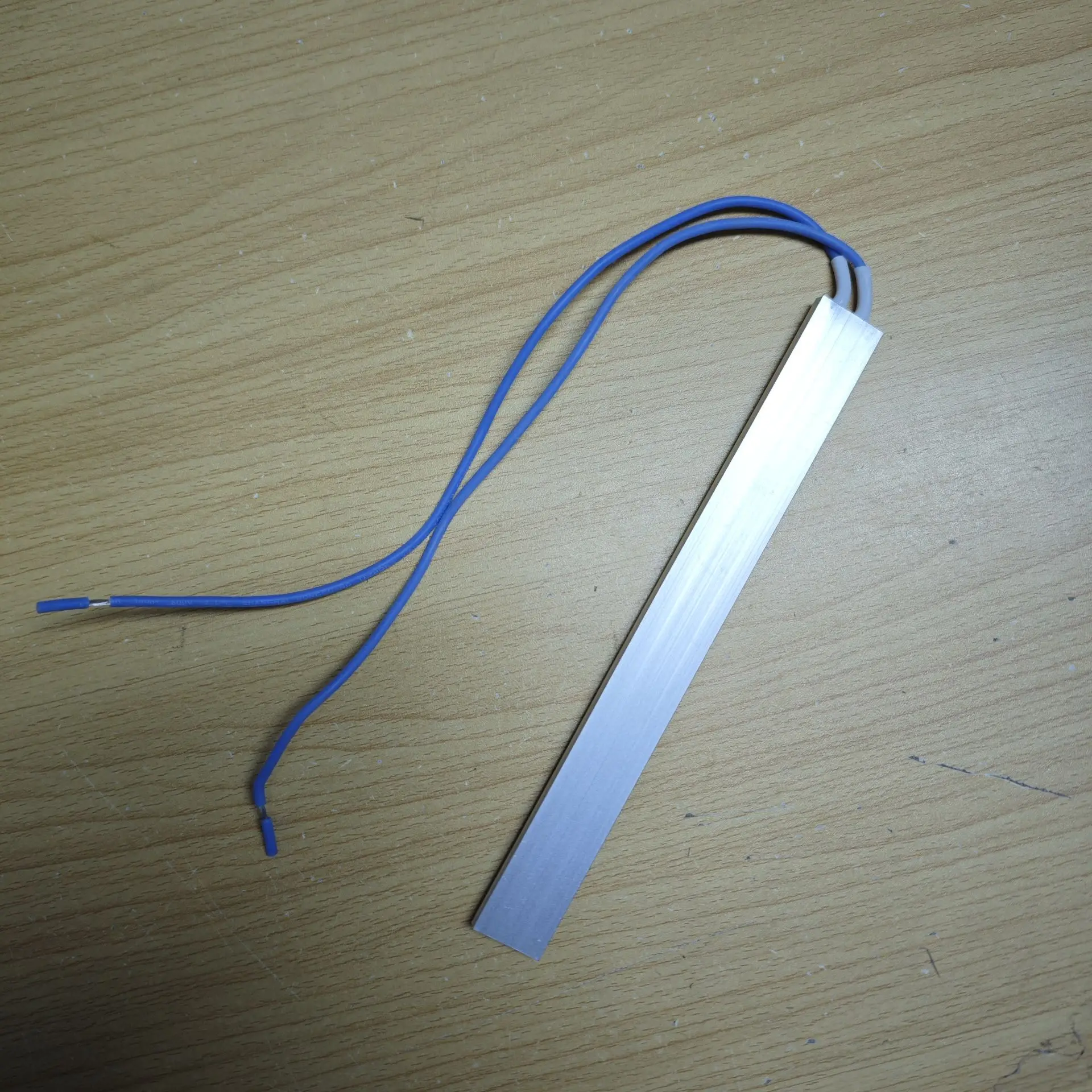 

Нагреватель PTC 12 В, 200x21x5 мм, алюминиевая нагревательная пластина, электрический нагревательный элемент